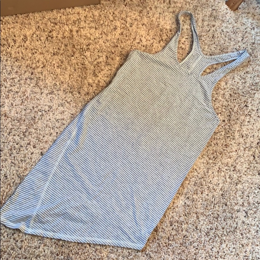 Lululemon mis-sewn top